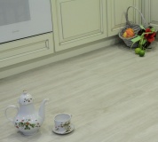 Плитка ПВХ кварцвиниловая для пола Decoria Mild Tile  DW 2221 Дуб Ван