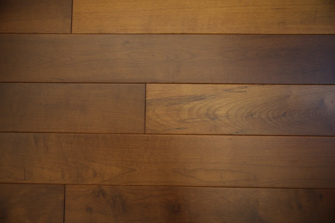 Термомодифицированная массивная доска под лаком Woodlight